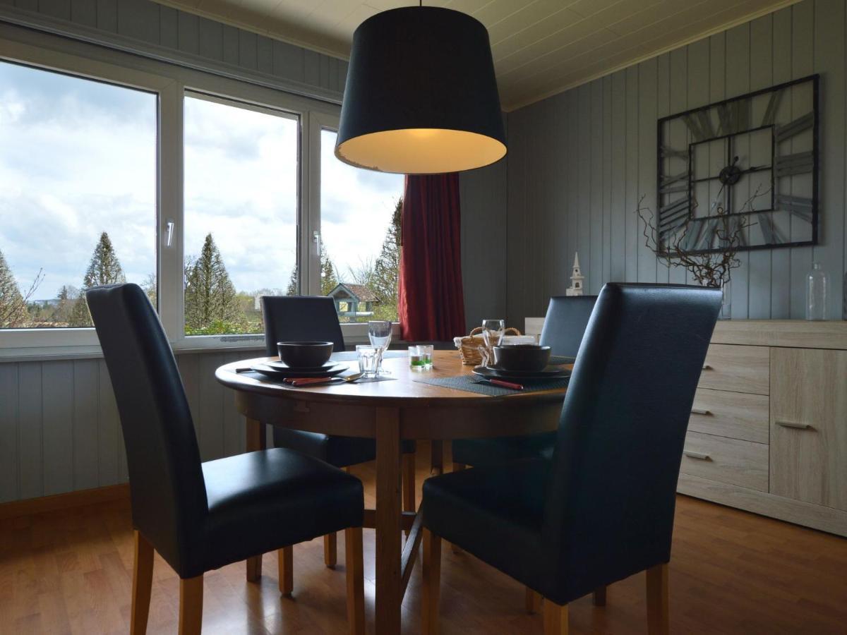 Chalet Elegant In With Private Garden